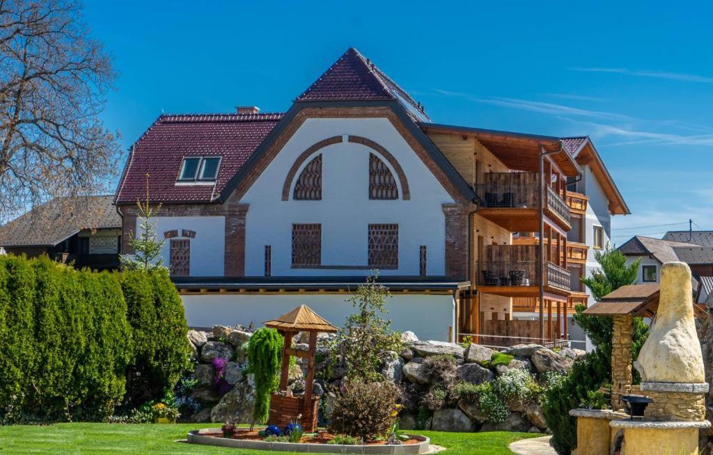 Hotel Restaurant Perschler Rattenberg  ภายนอก รูปภาพ