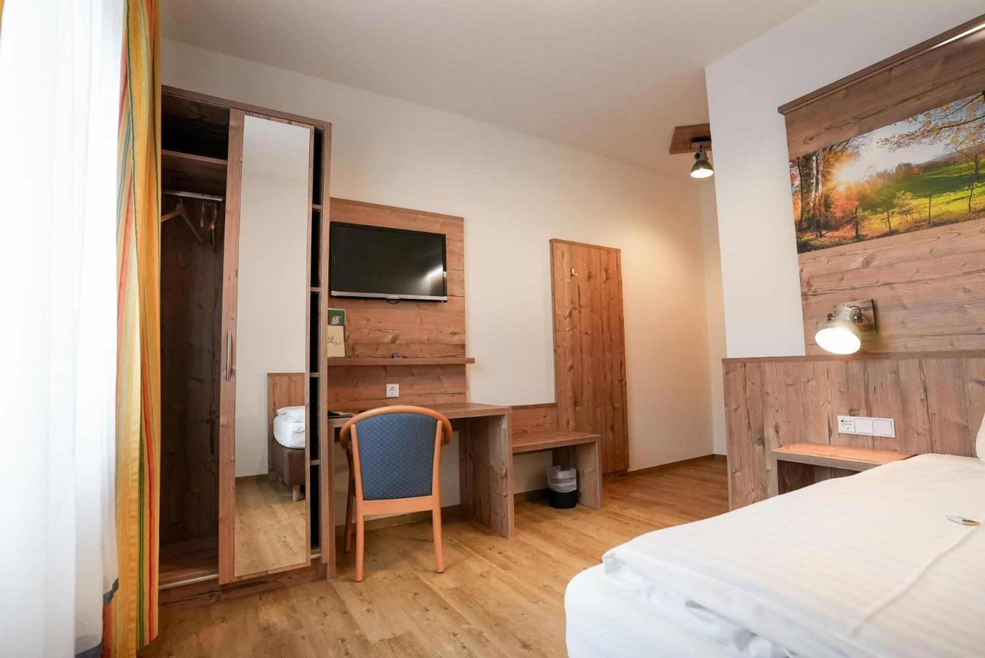 Hotel Restaurant Perschler Rattenberg  ภายนอก รูปภาพ