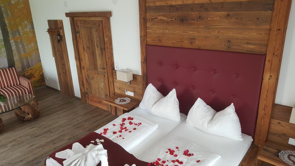 Hotel Restaurant Perschler Rattenberg  ภายนอก รูปภาพ